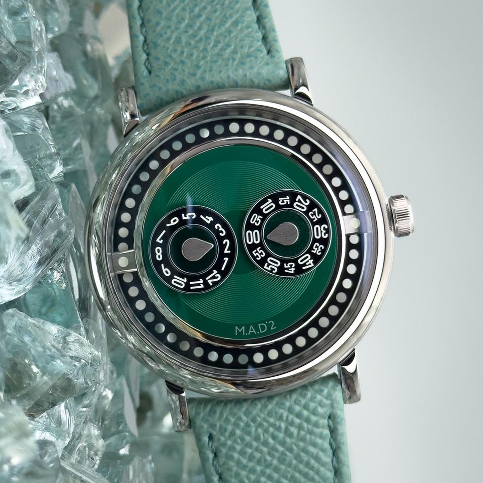 M.A.D. Editions Ss Dial M.A.D.2 Green